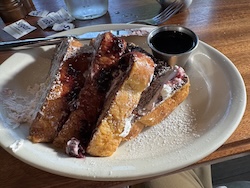 French toast smothered in fruit